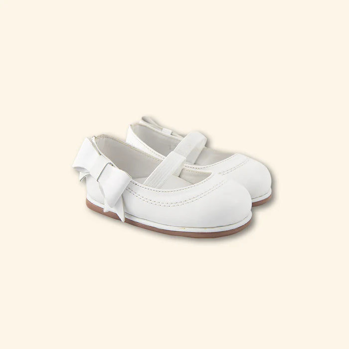 Karela Bow Leather Shoes - White