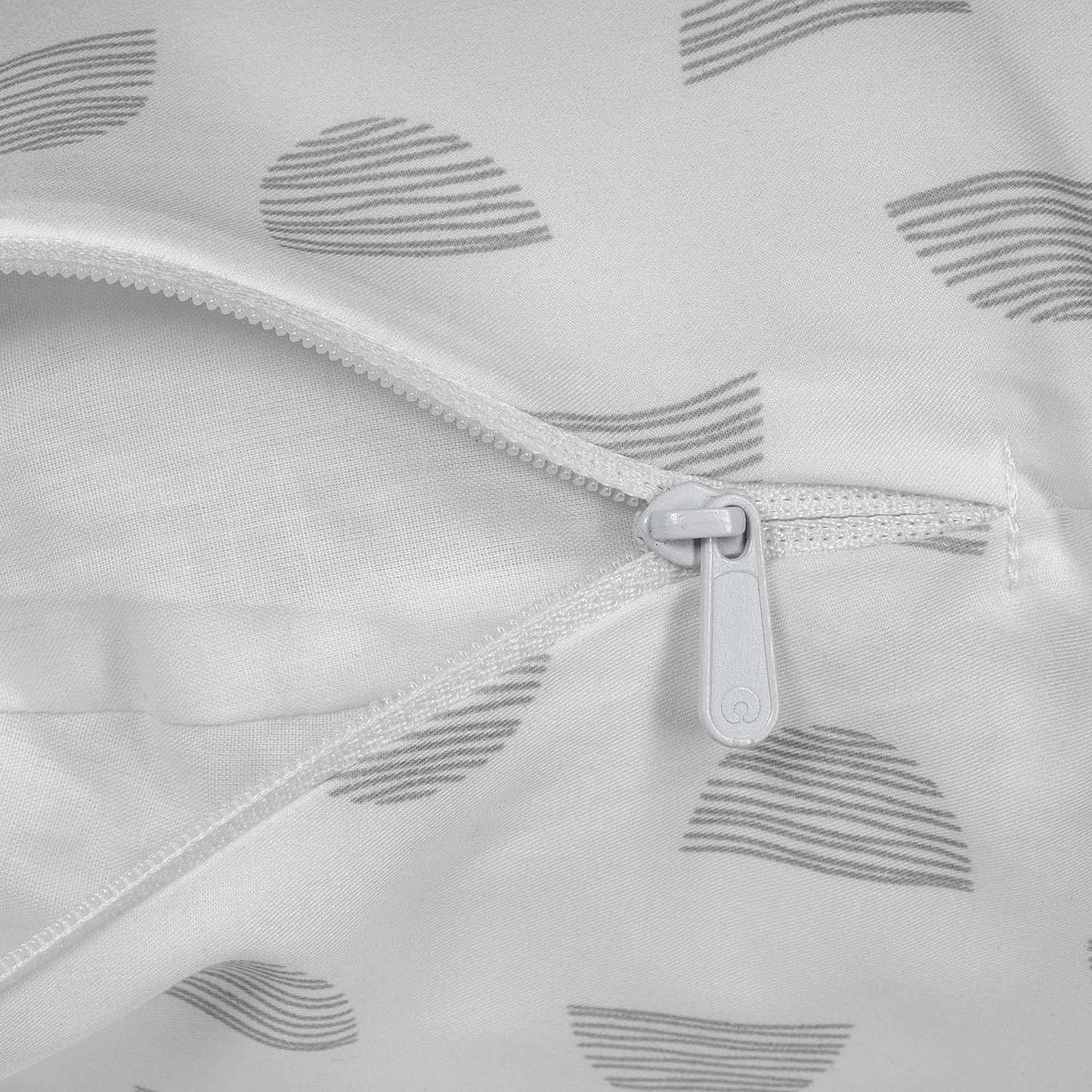 Almofada de dormir lateral de corpo inteiro Boppy, Mirage branco e cinza