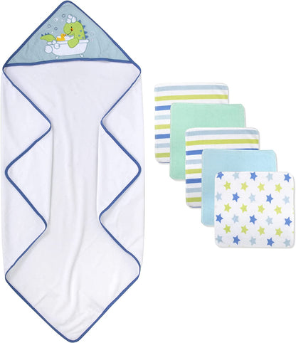 Toalla con capucha y toallitas Baby Essentials de 6 piezas