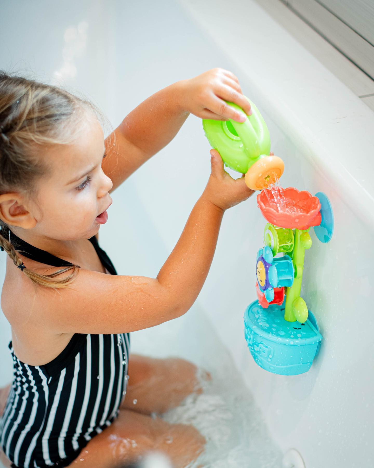 Nuby Flow 'N Grow Garden Bath Toy, 18+m