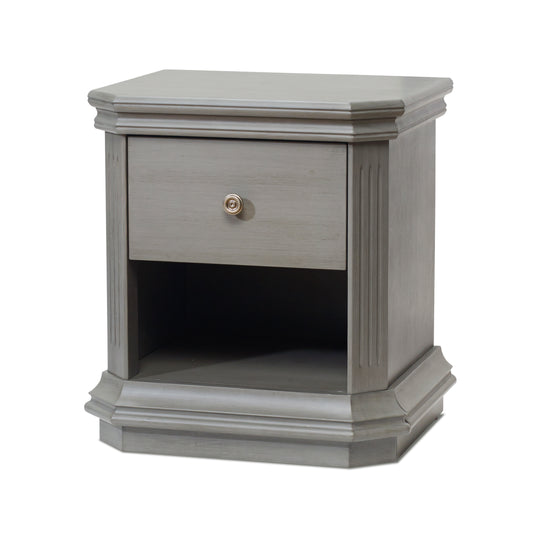 Sorelle Sutton Nightstand in Grigio