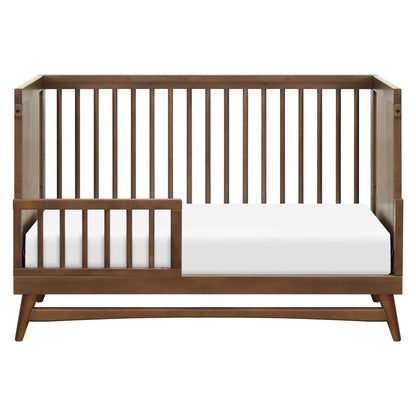 Cuna convertible 3 en 1 Babyletto Peggy con kit de conversión de cama para niños pequeños