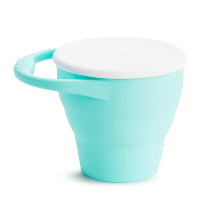 Munchkin® C'est Silicona! Vaso plegable Snack Catcher® para niños pequeños con tapa