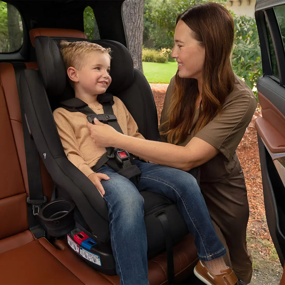 Nuna Rava™ Next Convertible Car Seat